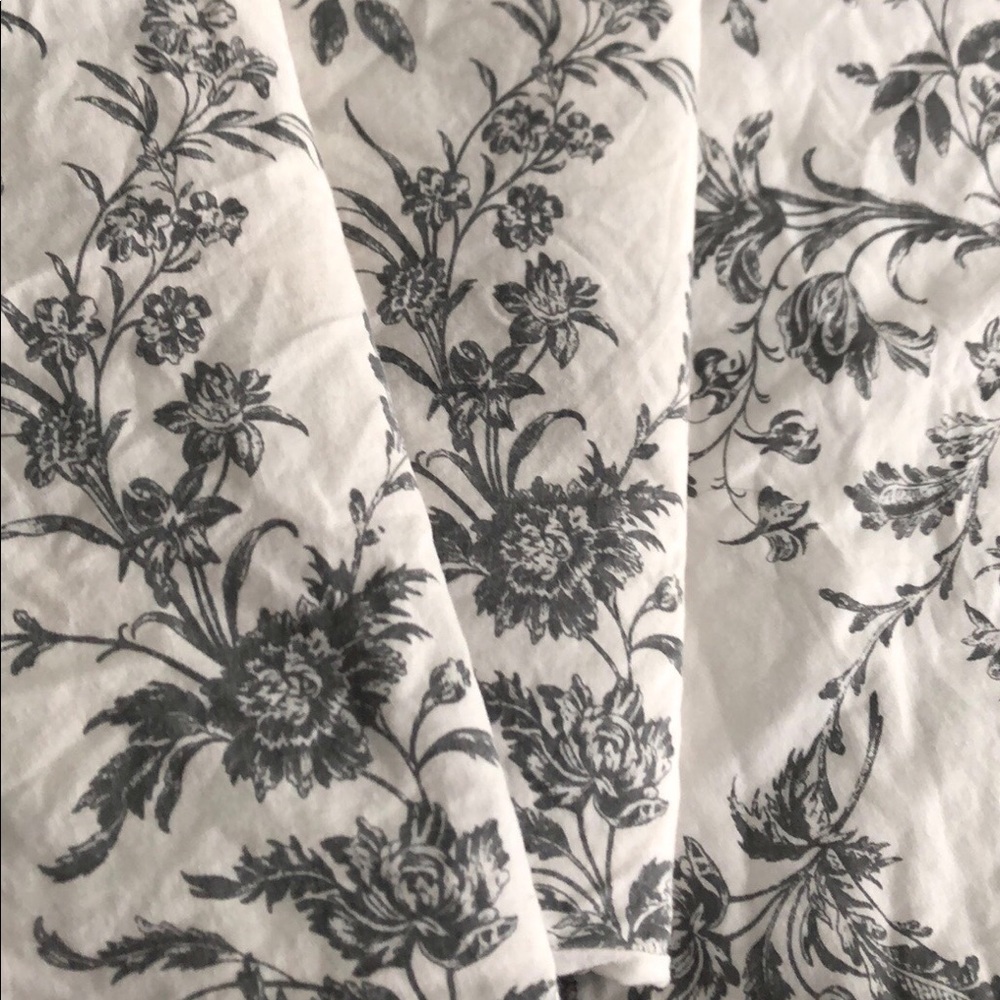 IKEA duvet cover w/pillow shams
